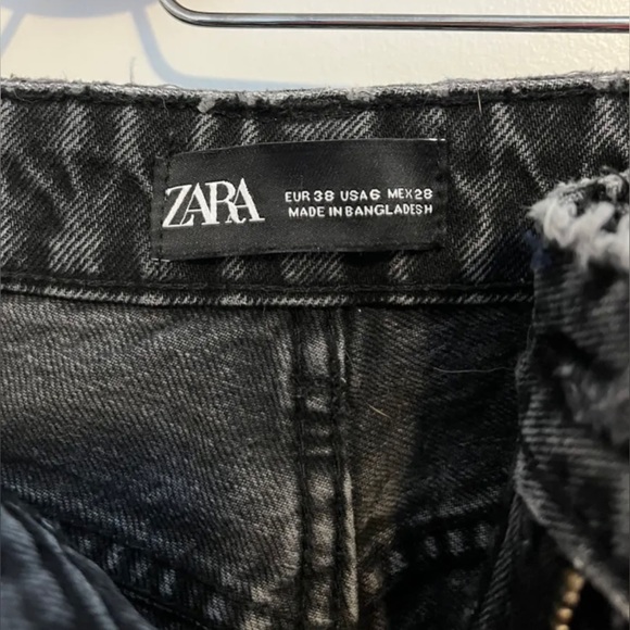 Mom jeans from Zara, black jeans, high waist - Picture 3 of 3